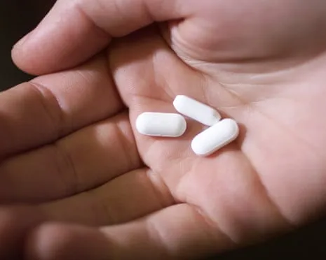 Daily Aspirin Demonstrates Major Benefit in Reducing Colorectal Cancer Relapse, Study Finds